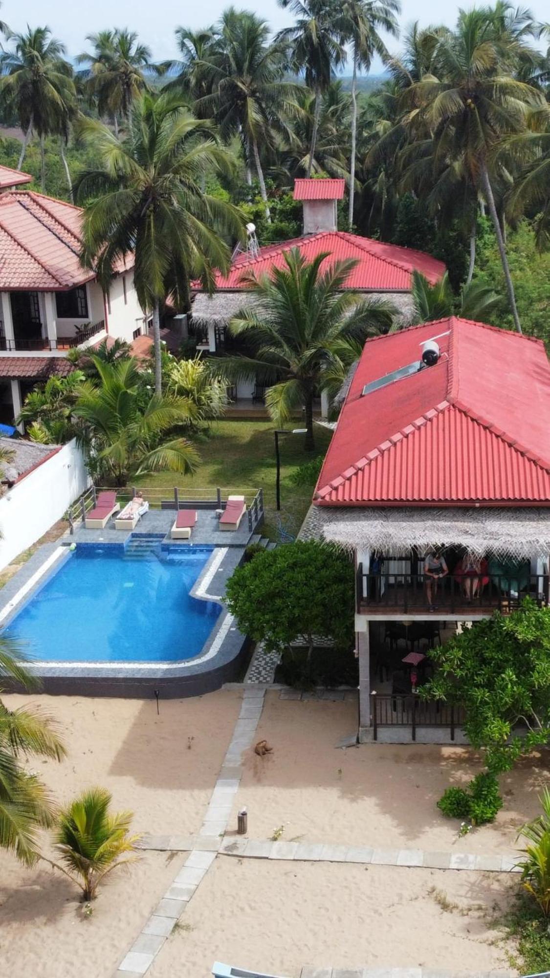 Blue Ocean Resort Netolpitiya Экстерьер фото